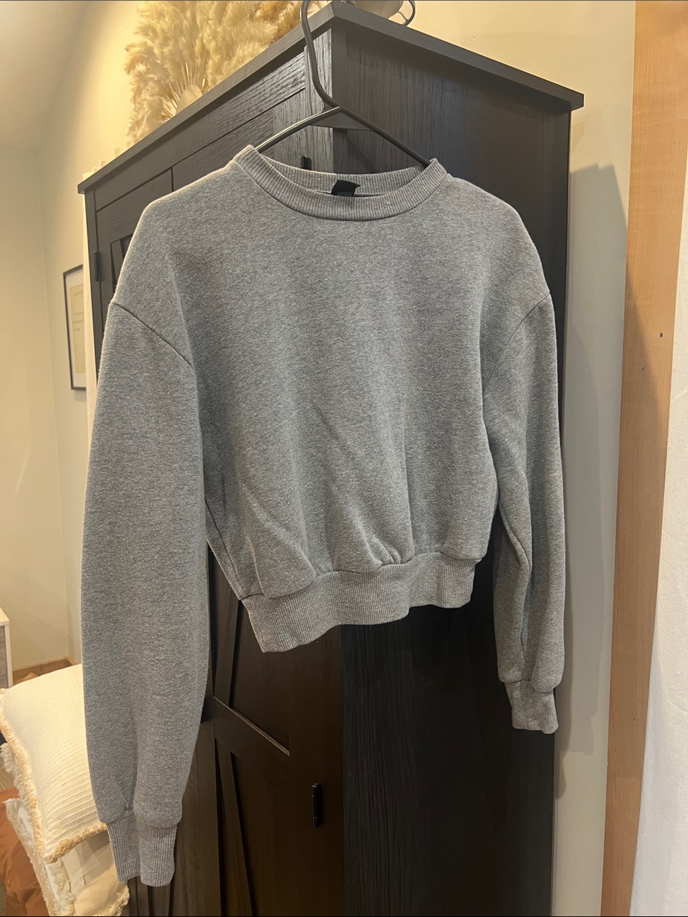 wild fable Gray Cropped Crewneck Sweatshirt